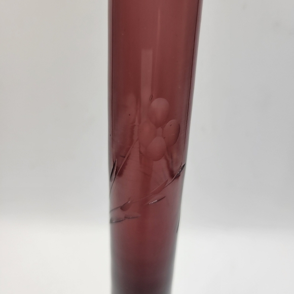 Vintage Deep Purple Etched Glass Vase - Picture 2 of 6
